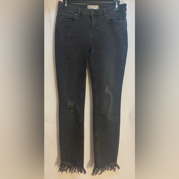 We The Free People Fringe Hem Light Black Skinny Jeans Size 26 - Picture 1 of 10
